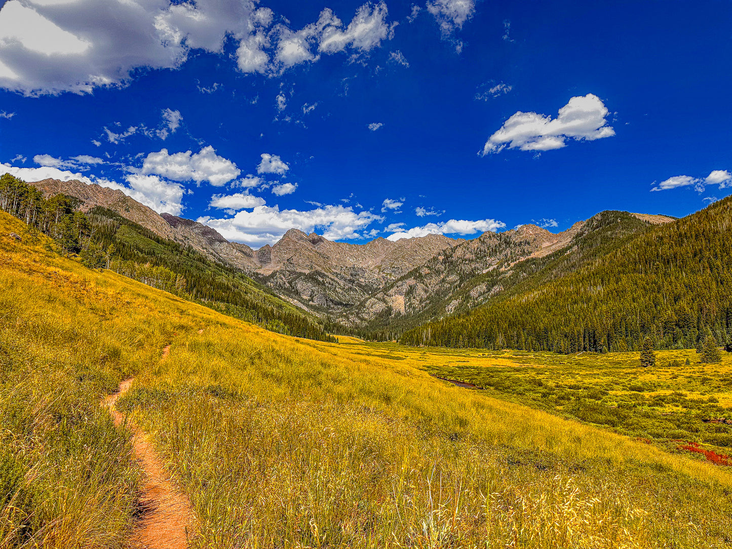 Color Mountain Trail