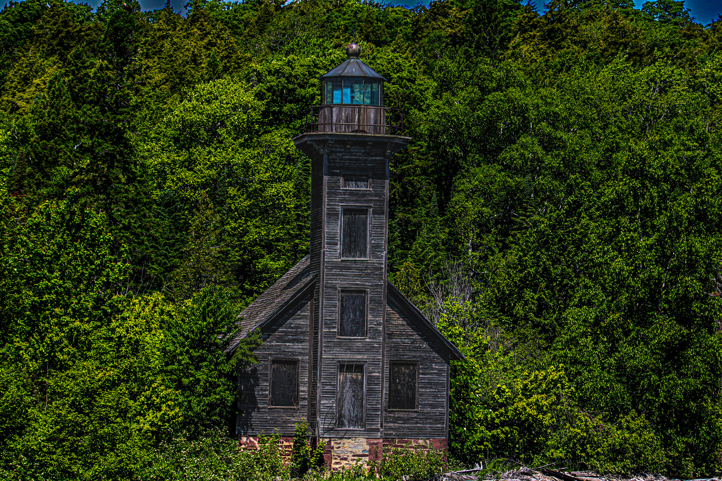 Color Beat Down Lighthouse